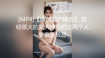 沙发上和女友