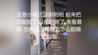 十月最新流出水上乐园更衣室偷拍 几个身材还不错的大学生模样美女换泳衣