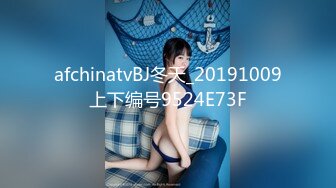 [MP4/130MB]轰动全网经典家庭乱伦母女同床服侍姐夫双飞大战无套内射老妈 [