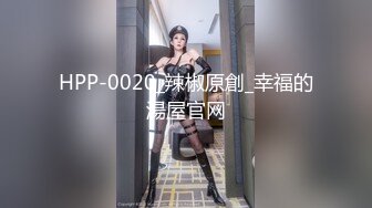 大神偷拍 宽松天蓝连衣裙美少妇通透CD淡紫色内裤粉罩 白色超短骚货