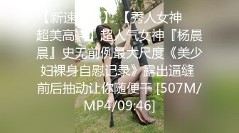 商场女厕全景后拍短发美女的小嫩鲍