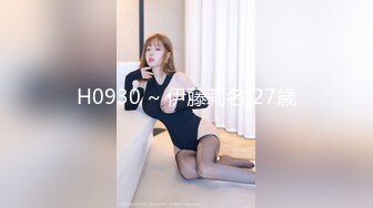 好潇洒随意的妹子 户外面对镜头脱光光衣服拍逼拍奶720P高清