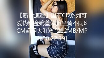 网红脸牛仔短裤性感美女被2中年男3P,一起爆插她,各种姿势狠狠干