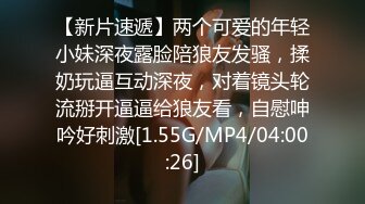 调皮儿子洗手间暗藏摄像头偷窥48岁的无毛B妈妈洗澡4