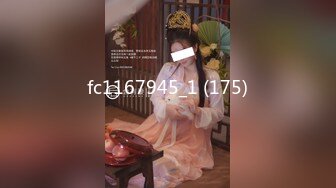 【新片速遞】人妖大战两真女，姨妈来了都不放过❤️❤️两女第一次尝试人妖，好淫荡啊这场面！[845M/MP4/01:15:56]