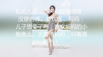 长发小姐姐