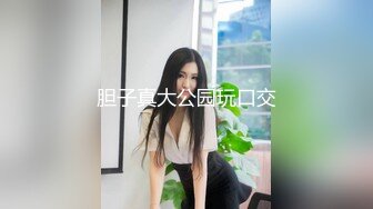 〖奇葩〗两个极品小骚货灌醉一个小帅哥 口爆JB裹硬女上位骑乘无套强上小哥 被玩醒了奋起反扑小骚货就操