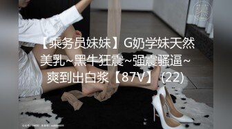 最新全镜偷窥黄衣少妇嘘嘘